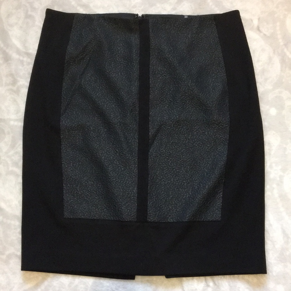 Tahari Skirt🛍